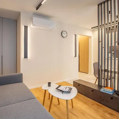 5 Apartment *